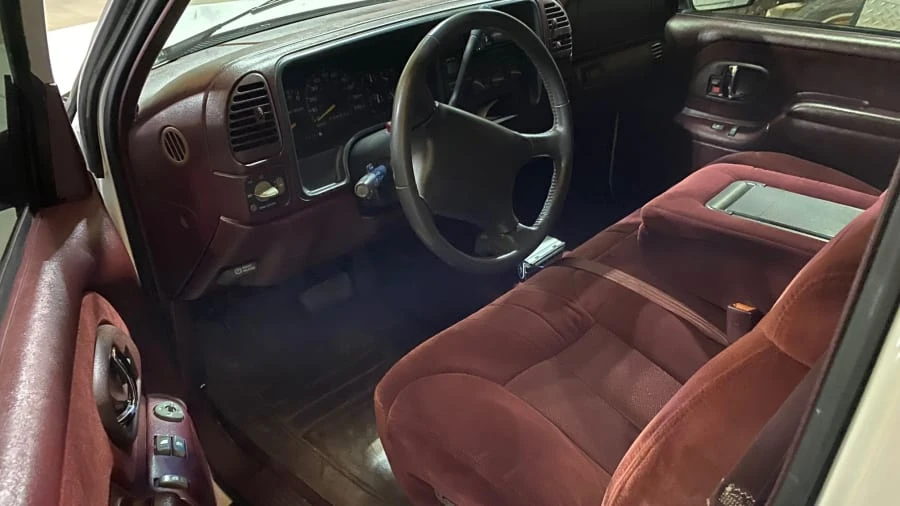 1997 Chevrolet Silverado - Image 2 of 4