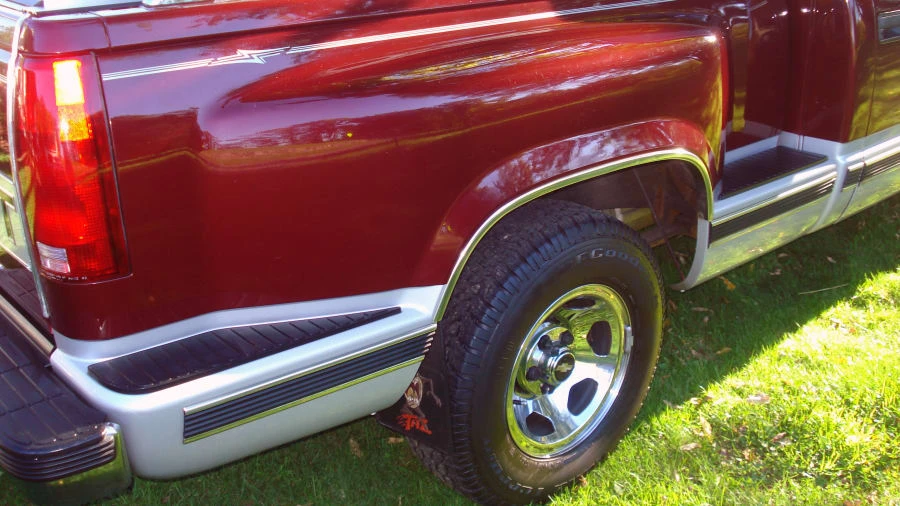 1997 Chevrolet Silverado - Image 6 of 7