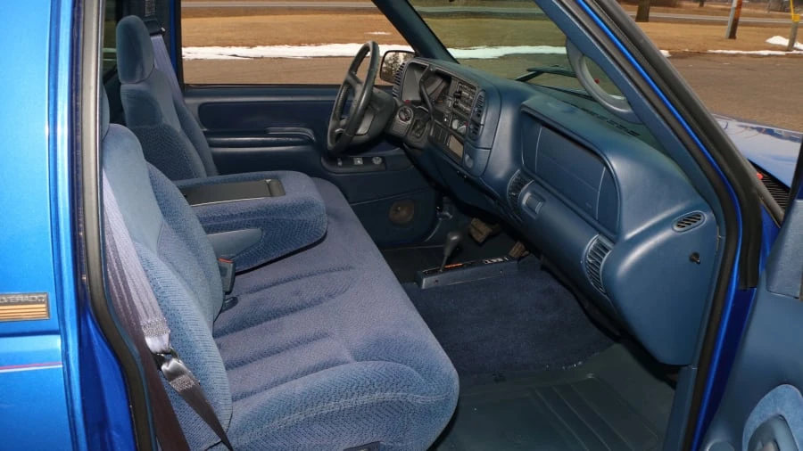 1997 Chevrolet Silverado - Image 5 of 12