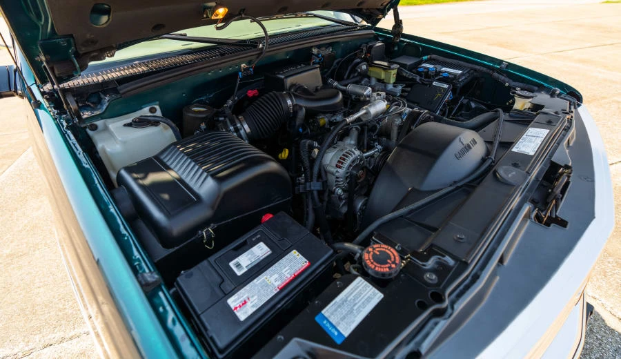 1997 Chevrolet Silverado - Image 21 of 25