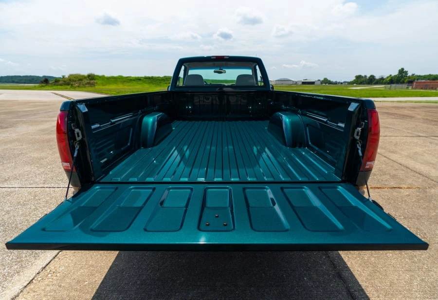 1997 Chevrolet Silverado - Image 24 of 25