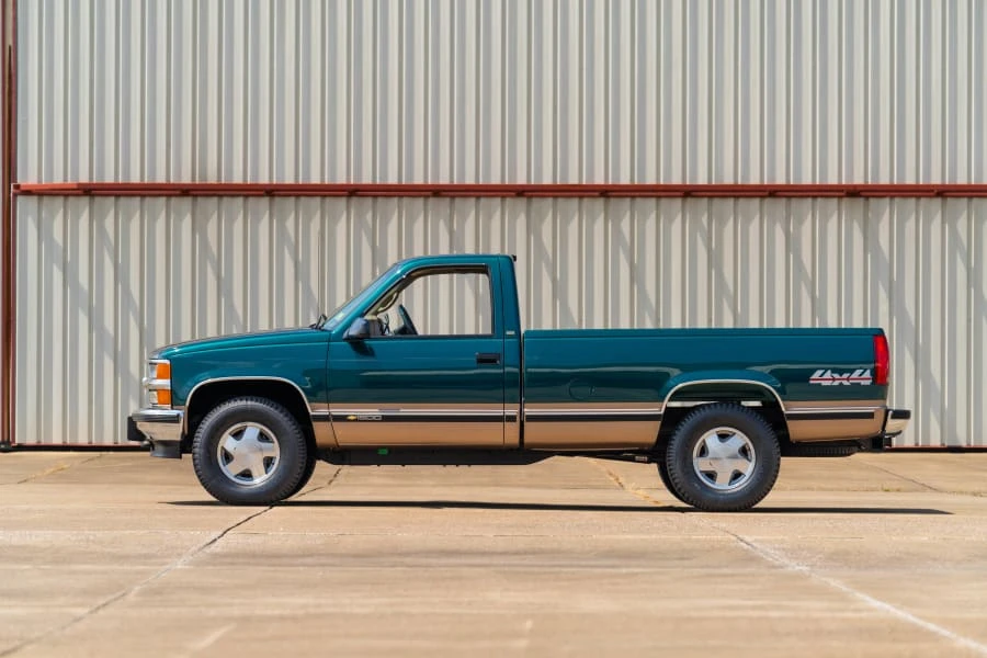 1997 Chevrolet Silverado - Image 8 of 25