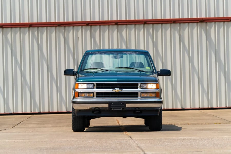 1997 Chevrolet Silverado - Image 4 of 25