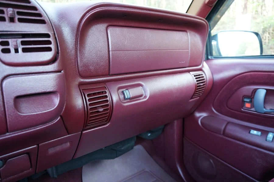 1997 Chevrolet Silverado - Image 7 of 31