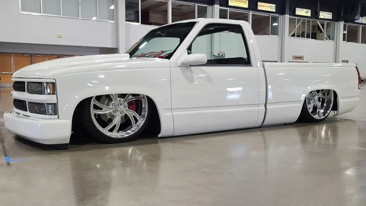 1997 Chevrolet Silverado - Image 16 of 16