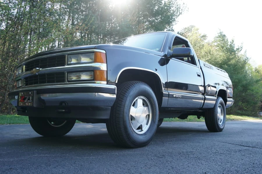 1997 Chevrolet Silverado - Image 2 of 31
