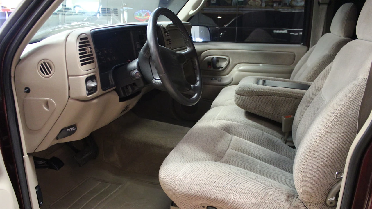 1997 Chevrolet Silverado - Image 4 of 7