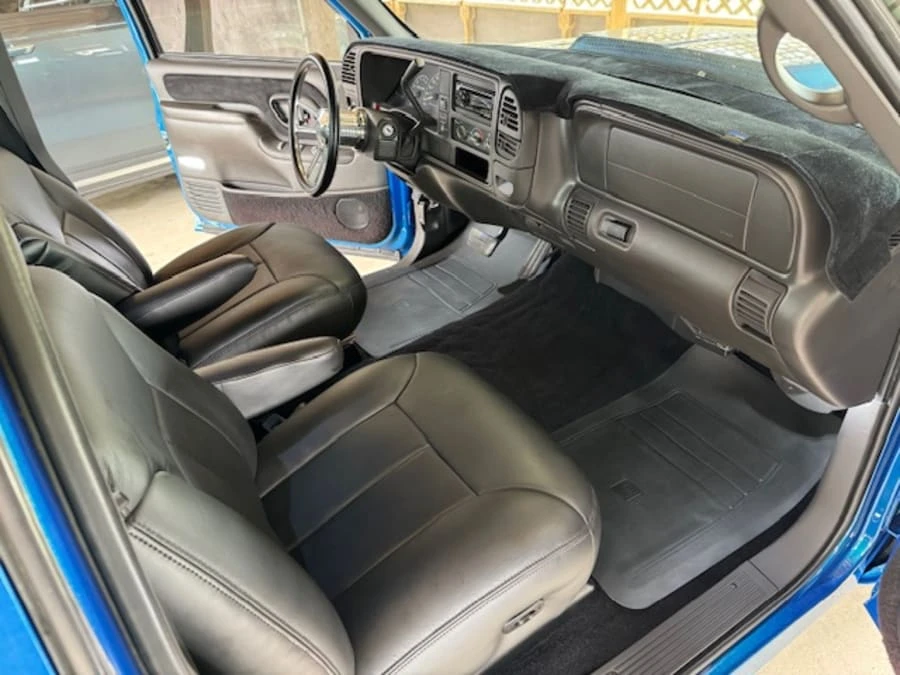 1997 Chevrolet Silverado - Image 9 of 10
