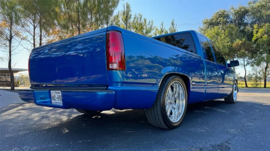 1997 Chevrolet Silverado - Image 2 of 10