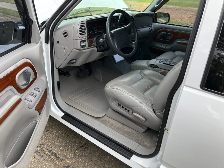 1997 Chevrolet Silverado - Image 4 of 6