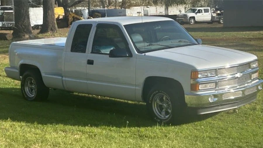 1997 Chevrolet Silverado - Image 3 of 3