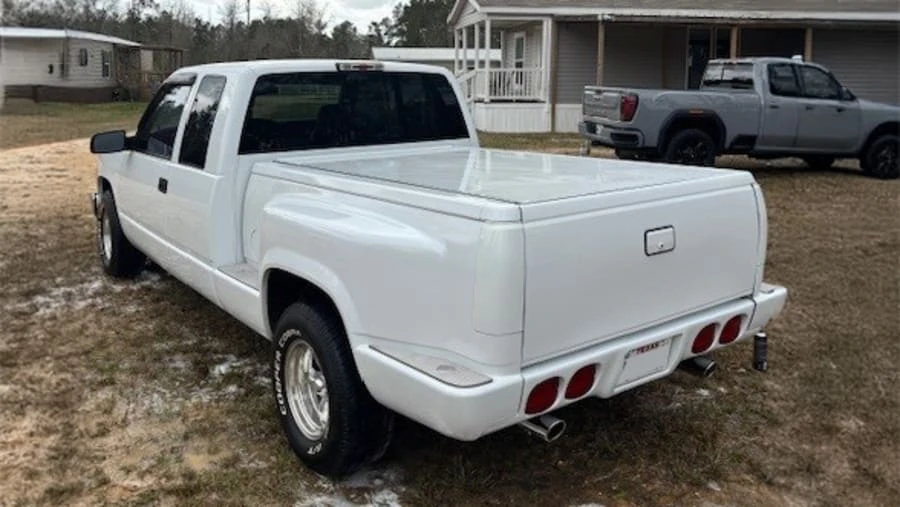 1997 Chevrolet Silverado - Image 2 of 3