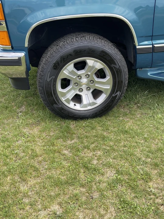 1997 Chevrolet Silverado - Image 6 of 11