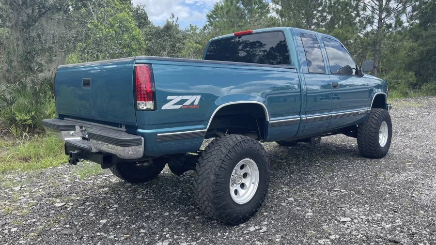 1997 Chevrolet Silverado - Image 13 of 16