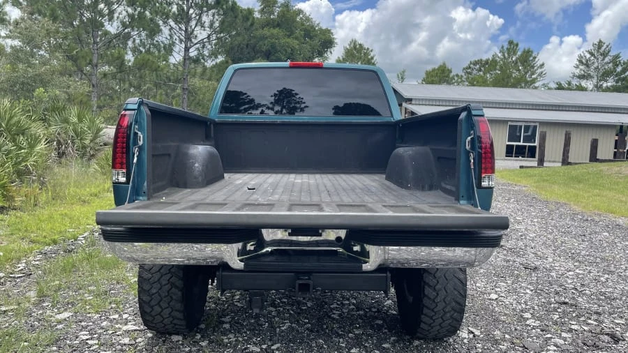 1997 Chevrolet Silverado - Image 11 of 16
