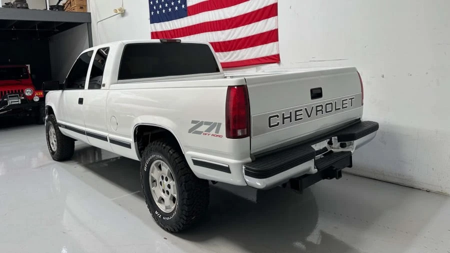 1997 Chevrolet Silverado - Image 7 of 13