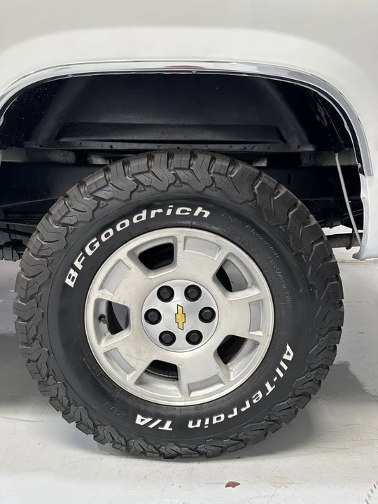 1997 Chevrolet Silverado - Image 9 of 13