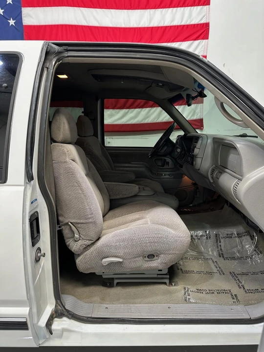 1997 Chevrolet Silverado - Image 11 of 13