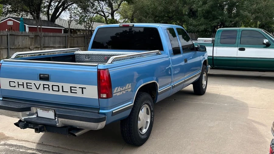 1997 Chevrolet Silverado - Image 2 of 26