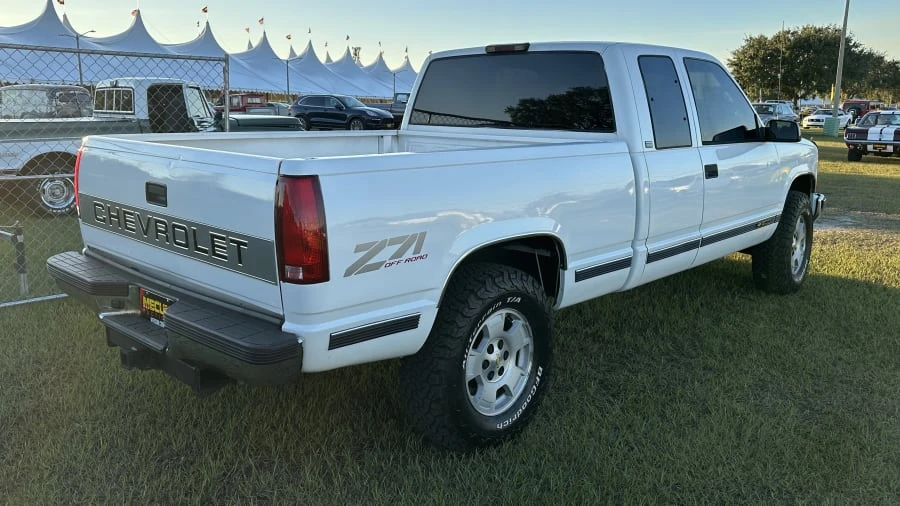 1997 Chevrolet Silverado - Image 2 of 5