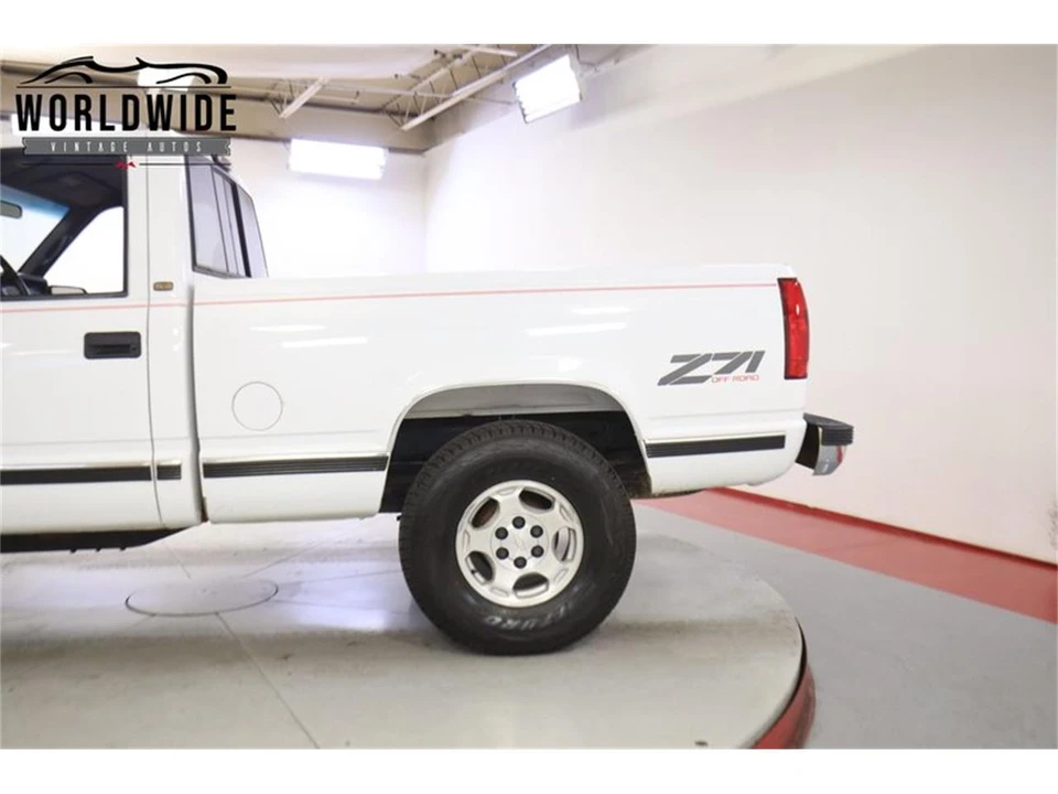 1997 Chevrolet C/K 4th Gen - Image 10 of 31