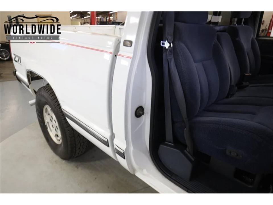 1997 Chevrolet C/K 4th Gen - Image 30 of 31