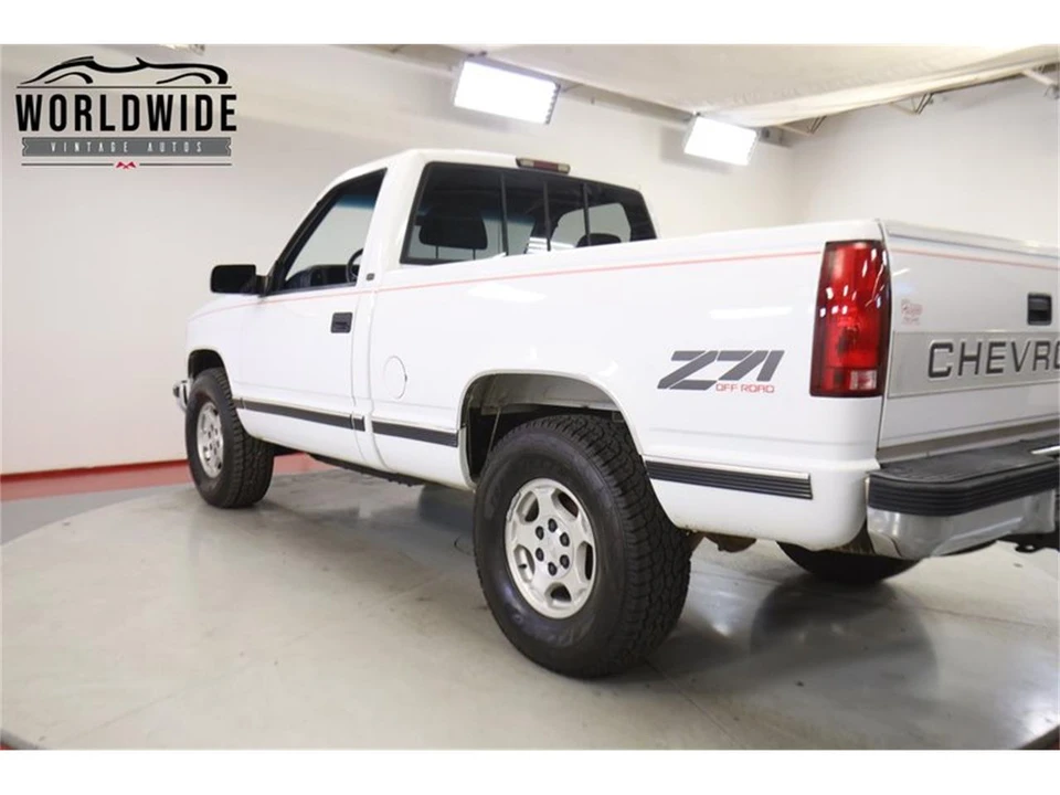 1997 Chevrolet C/K 4th Gen - Image 18 of 31