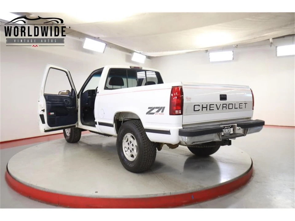1997 Chevrolet C/K 4th Gen - Image 20 of 31