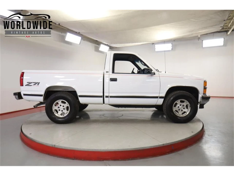 1997 Chevrolet C/K 4th Gen - Image 4 of 31