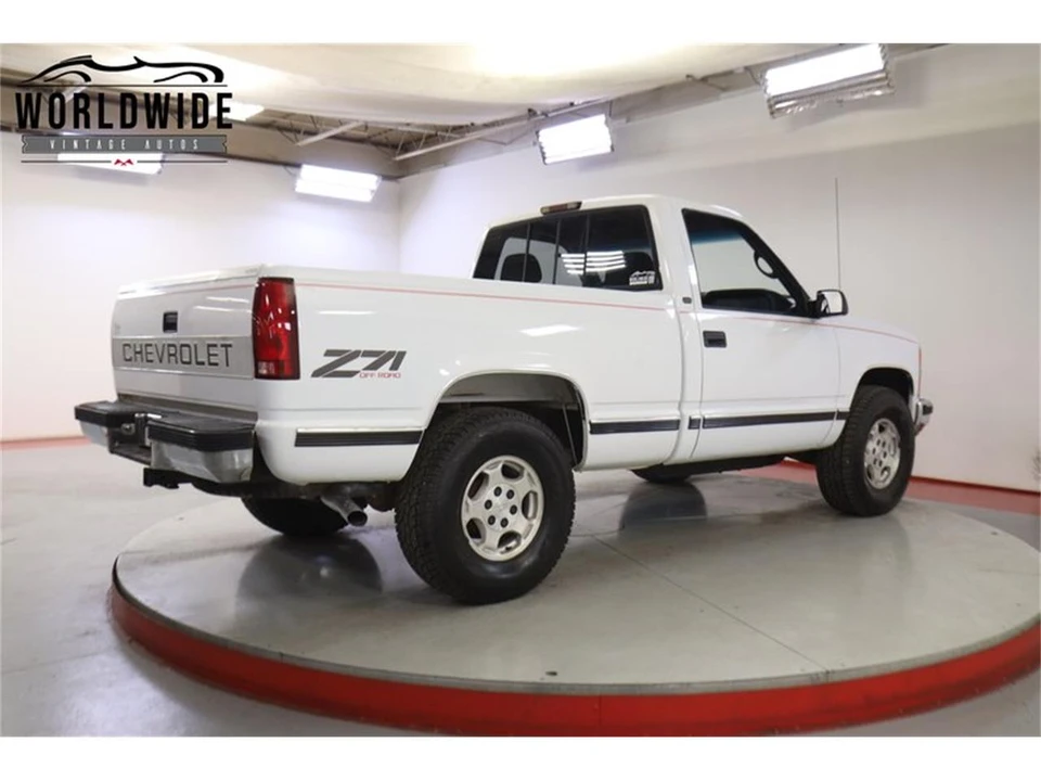 1997 Chevrolet C/K 4th Gen - Image 6 of 31