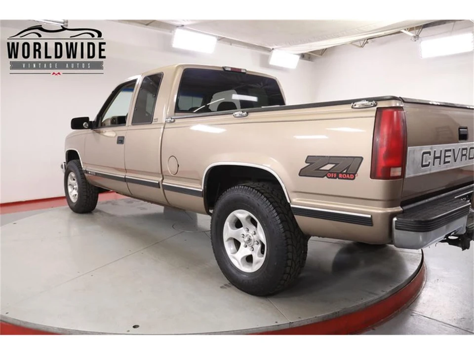1997 Chevrolet C/K 4th Gen - Image 20 of 31