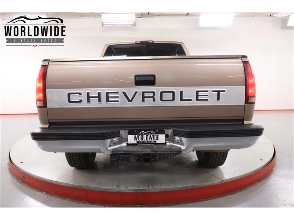 1997 Chevrolet C/K 4th Gen - Image 18 of 31