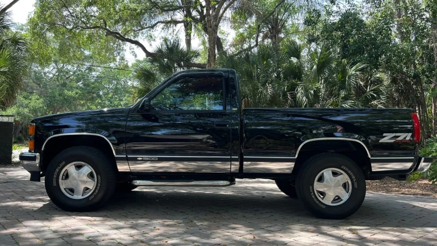 1997 Chevrolet C/K 4th Gen - Image 2 of 11