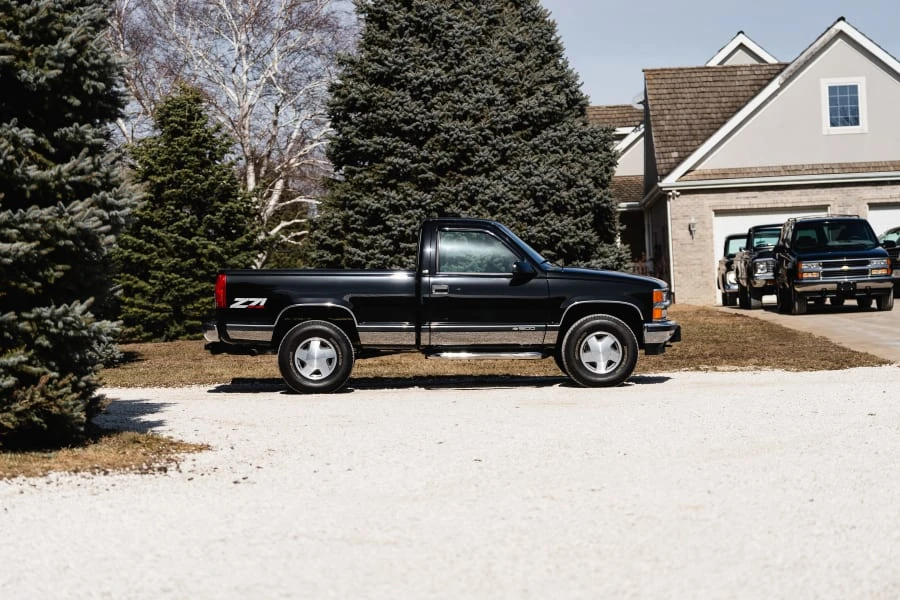 1997 Chevrolet Silverado - Image 9 of 31