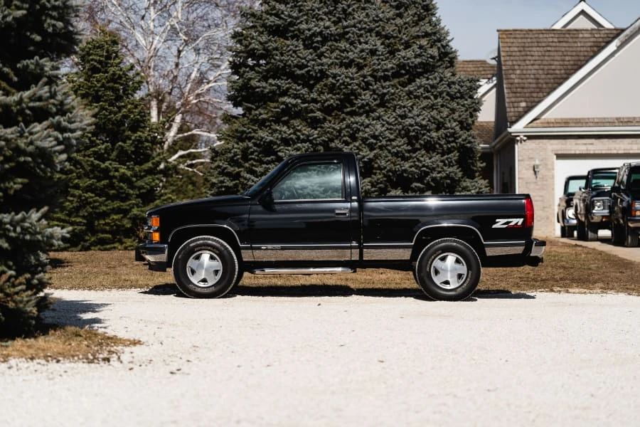 1997 Chevrolet Silverado - Image 18 of 31