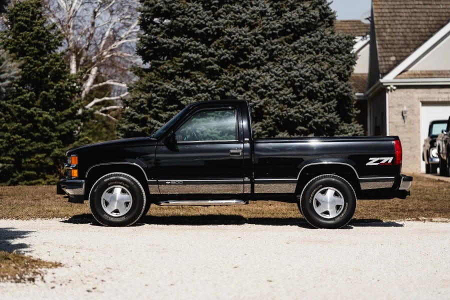 1997 Chevrolet Silverado - Image 19 of 31