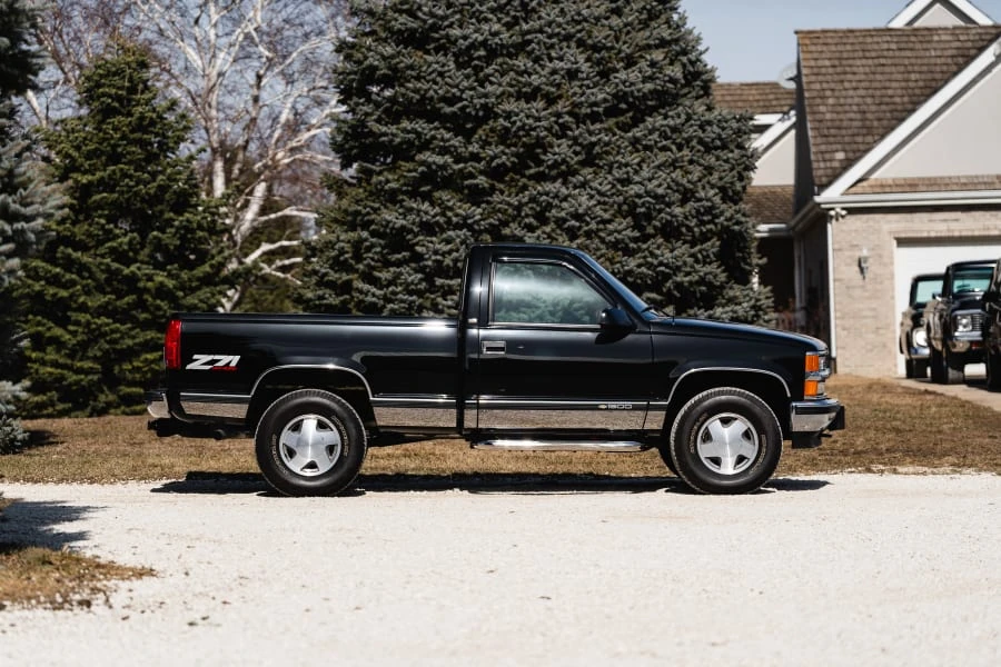 1997 Chevrolet Silverado - Image 7 of 31