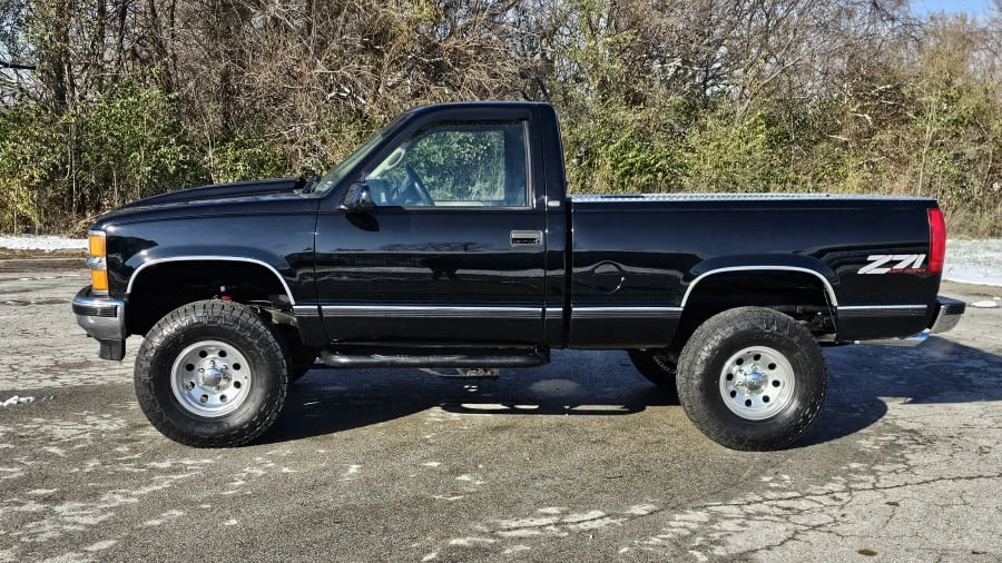 1997 Chevrolet Silverado - Image 2 of 12