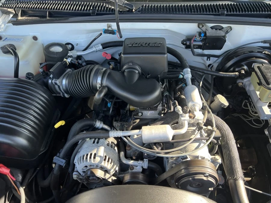 1997 Chevrolet Silverado - Image 22 of 28
