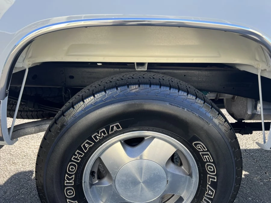 1997 Chevrolet Silverado - Image 12 of 28