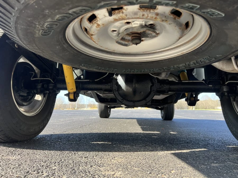 1997 Chevrolet Silverado - Image 13 of 28