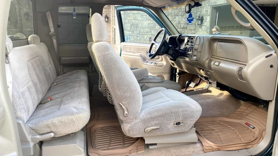 1997 Chevrolet C/K 4th Gen - Image 4 of 7
