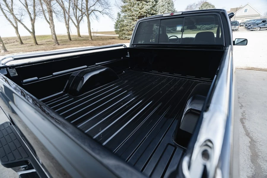 1997 Chevrolet Silverado - Image 28 of 31