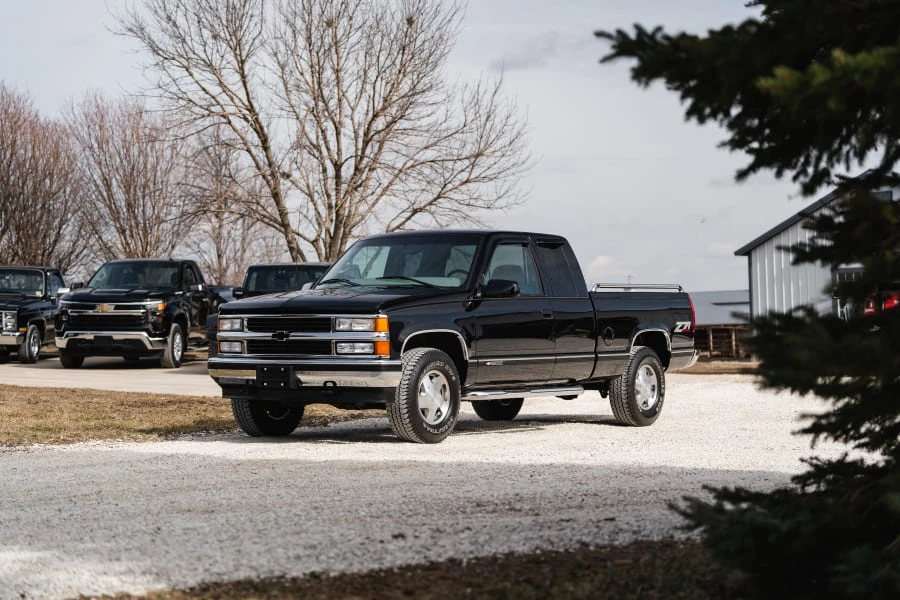 1997 Chevrolet Silverado - Image 27 of 31