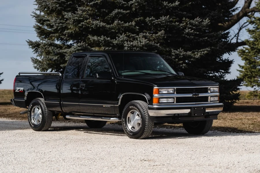 1997 Chevrolet Silverado - Image 12 of 31