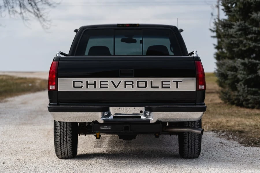 1997 Chevrolet Silverado - Image 5 of 31