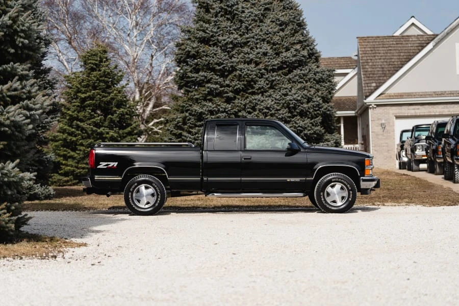 1997 Chevrolet Silverado - Image 17 of 31
