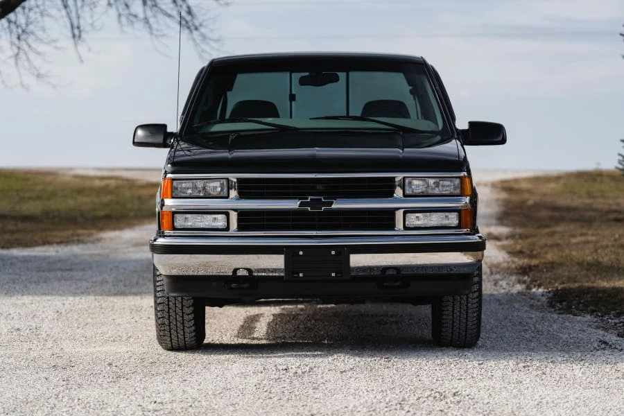 1997 Chevrolet Silverado - Image 4 of 31