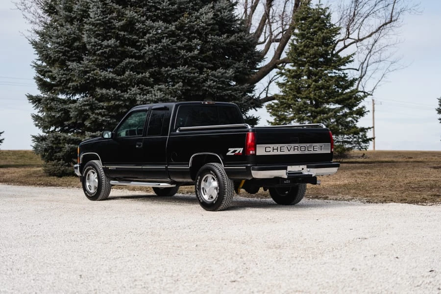 1997 Chevrolet Silverado - Image 15 of 31