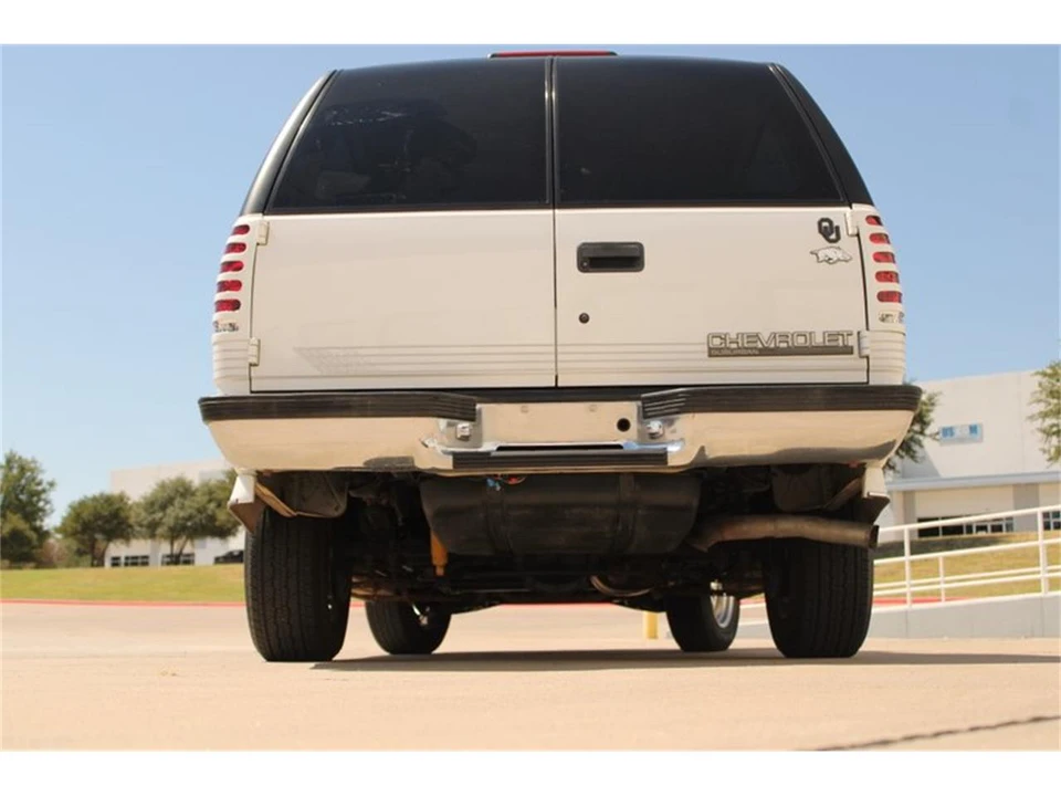 1997 Chevrolet Suburban 8th Gen - Image 13 of 31
